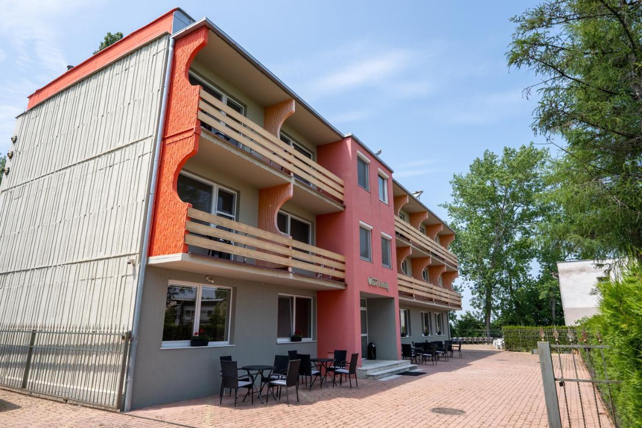 Rekreacne Stredisko Patince - Family Resort Esterno foto